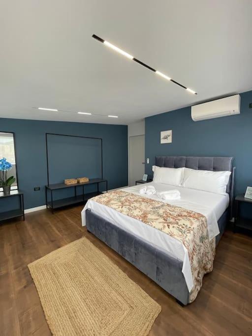 티라나 Voyage Penthouse 아파트 외부 사진